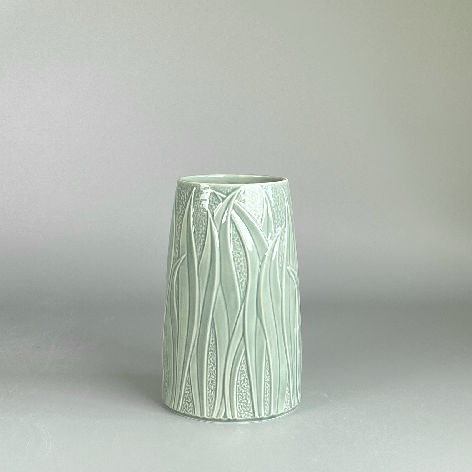 Vase GRAMINA salbeigrün 19cm